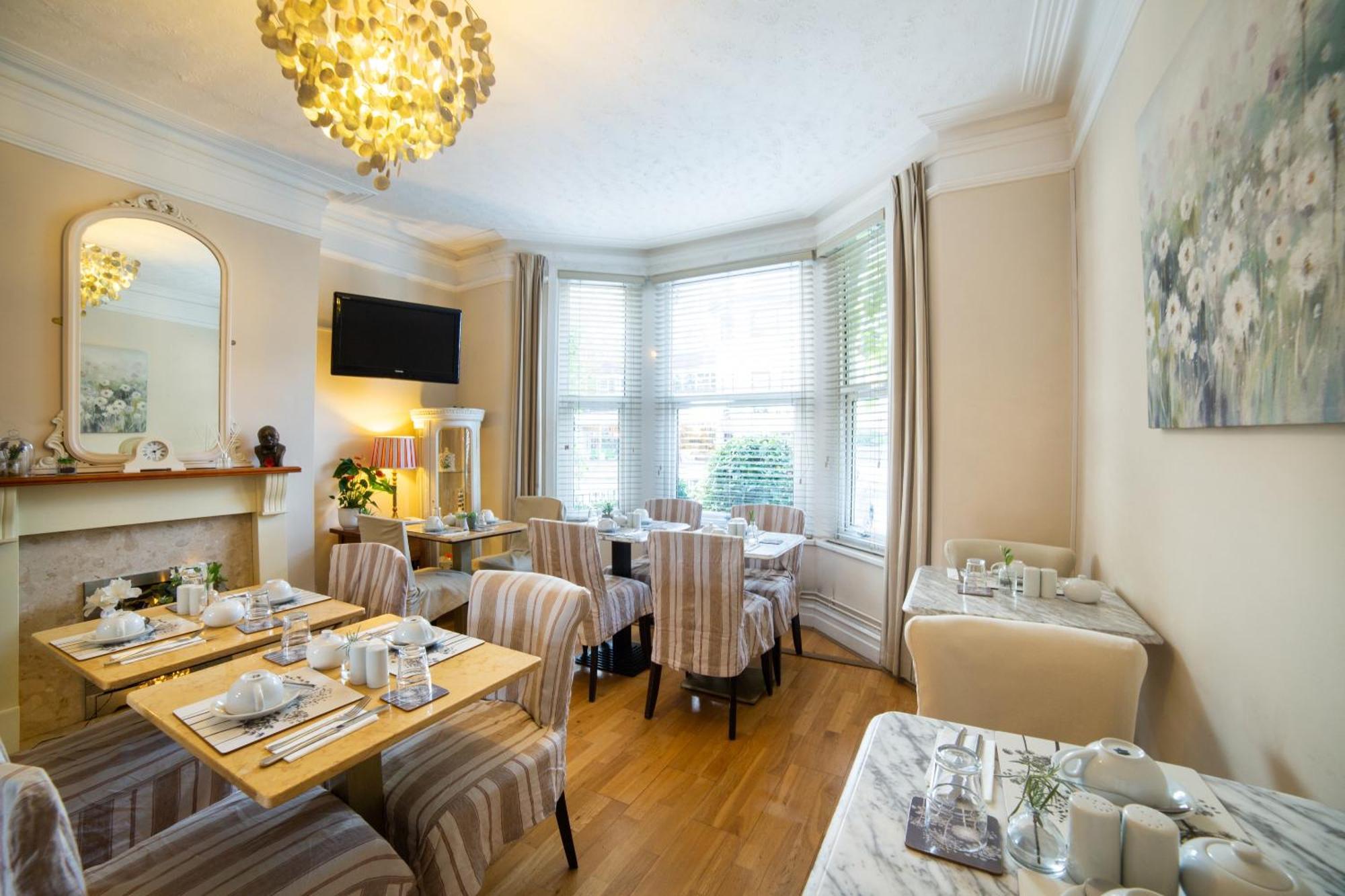 Oyo Lina Guest House Oxford Buitenkant foto