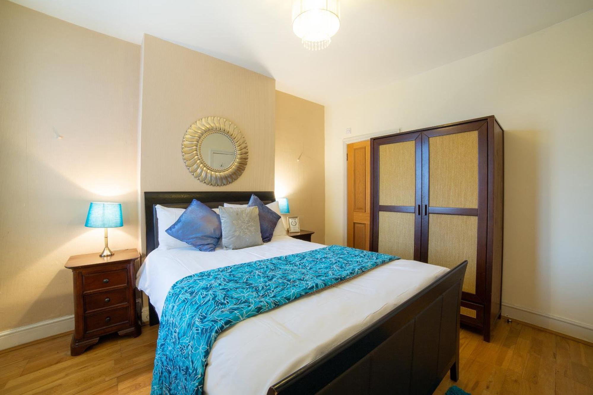 Oyo Lina Guest House Oxford Buitenkant foto